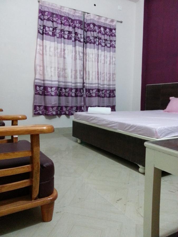 Forbesganj Hotel Sanchita Palace מראה חיצוני תמונה