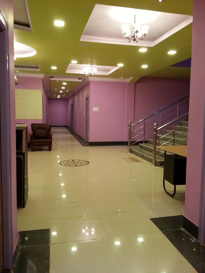 Forbesganj Hotel Sanchita Palace מראה חיצוני תמונה